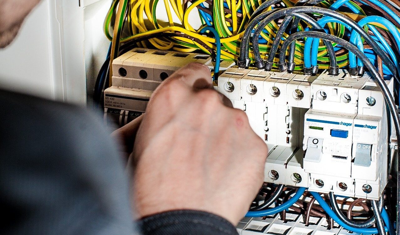 ELECTRICITE GENERALE TABLEAU ELECTRIQUE 4 1277X750 | TOUTELEC Qui contacter en cas de panne électrique ? Cernay